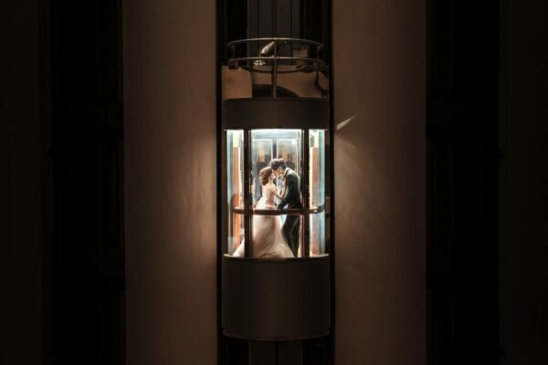 dream about waiting for elevator