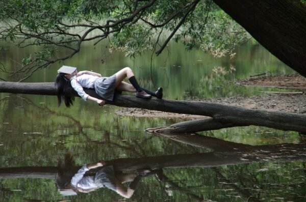 dream about water overflowing