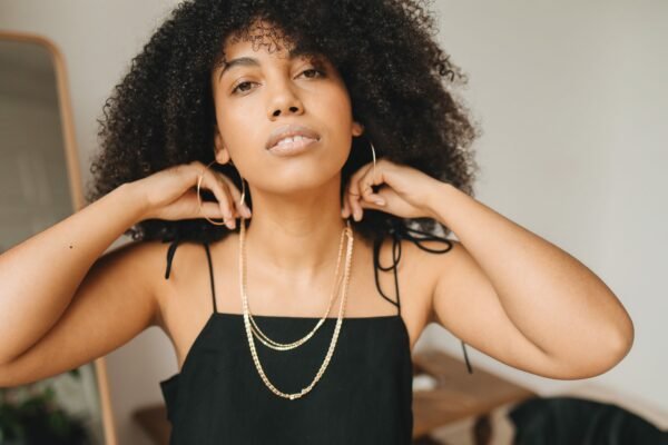 dreams about trying to get to someone but can’t